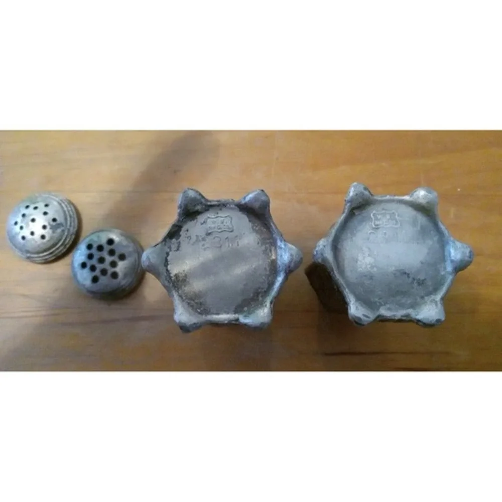 Salt & Pepper Shakers #2311 Sailboat Windmill  Church Silver Vintage W.B. Metal‎